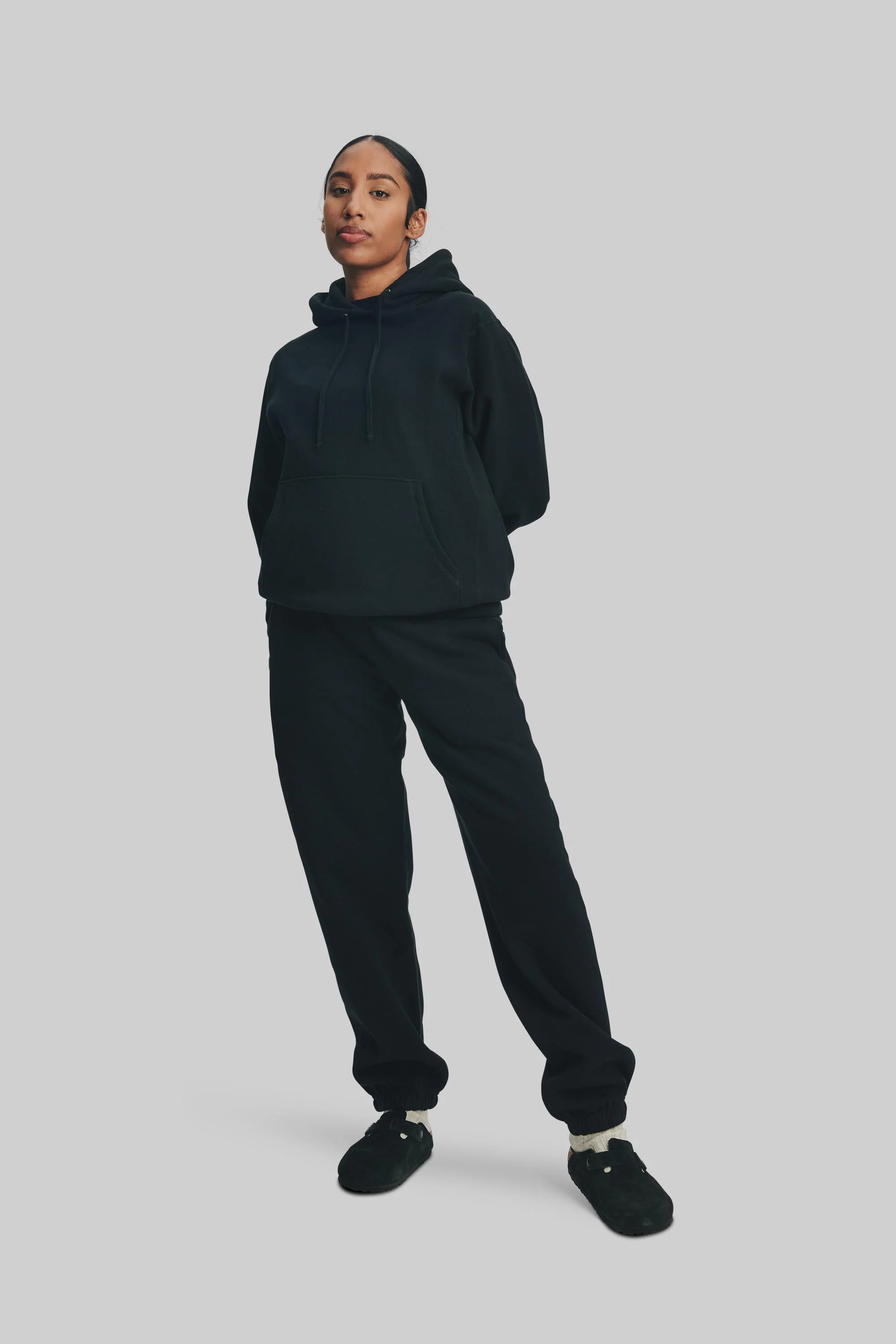 7004 CLASSIC SWEATPANT - Image 4