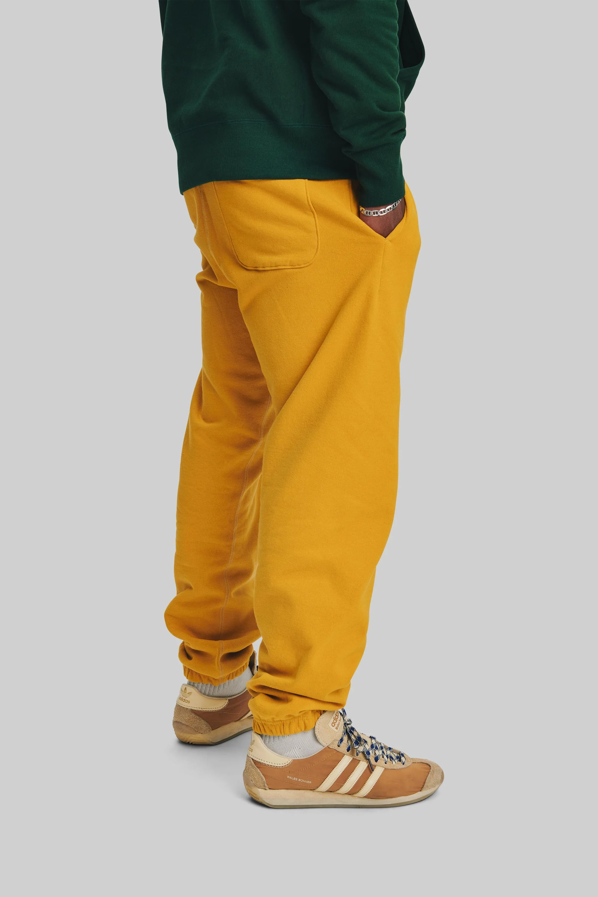 7004 CLASSIC SWEATPANT - Image 4