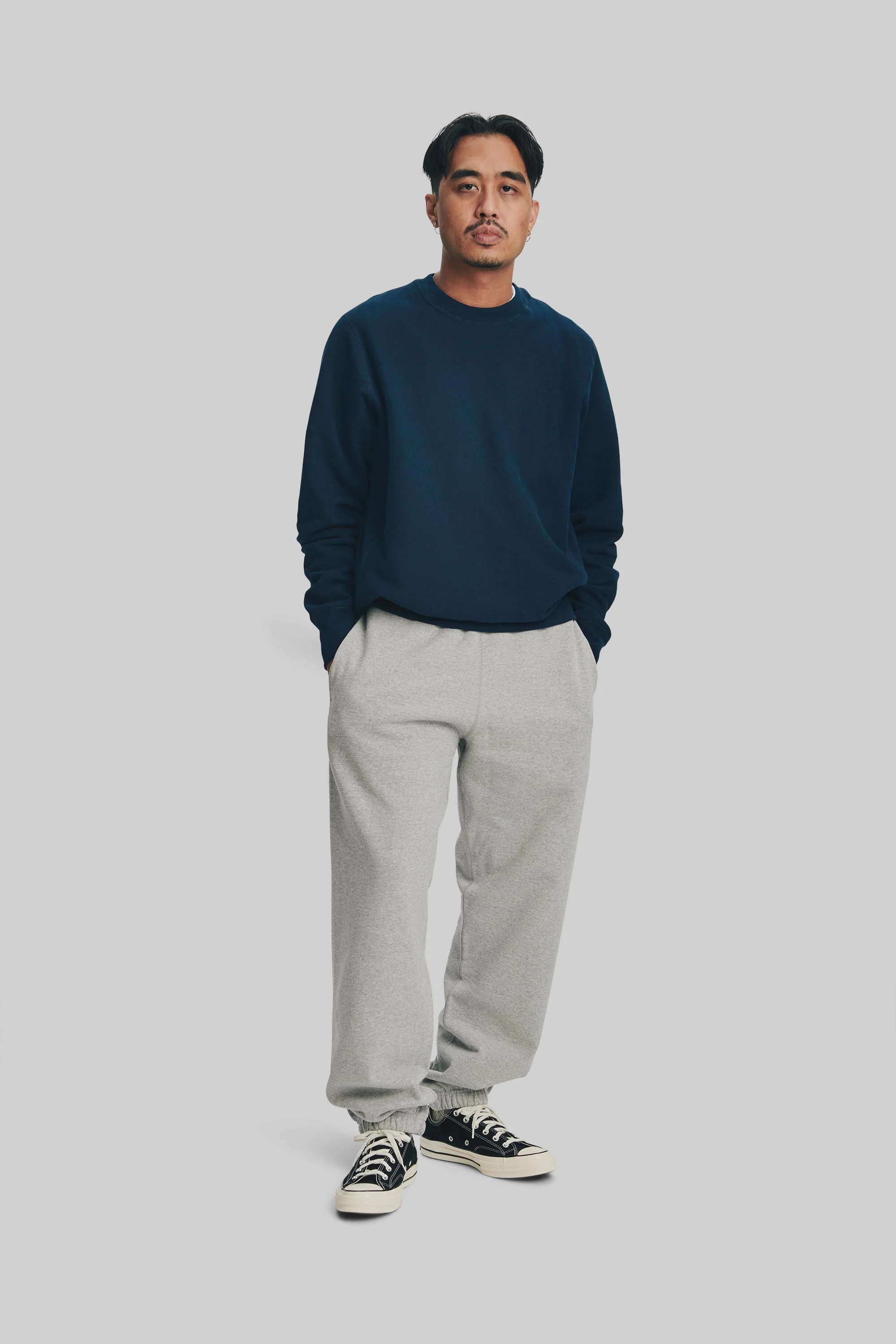 4004 CLASSIC CREWNECK - Image 3