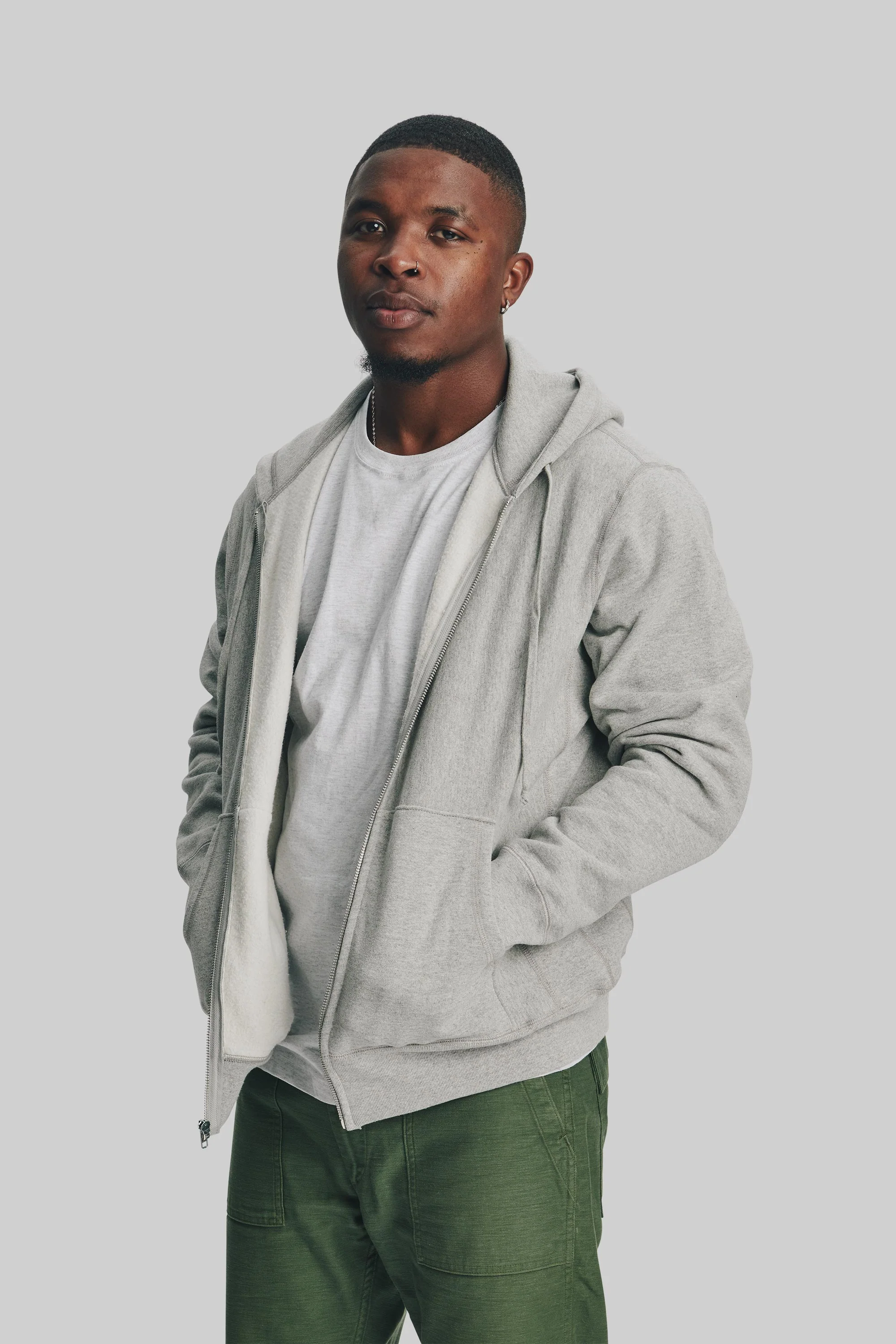 5002 ZIP HOODED SWEATSHIRT - Image 4